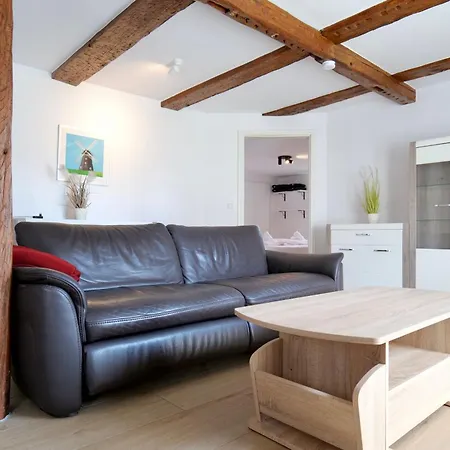 Apartment Am Reiterhof Sallenthin *